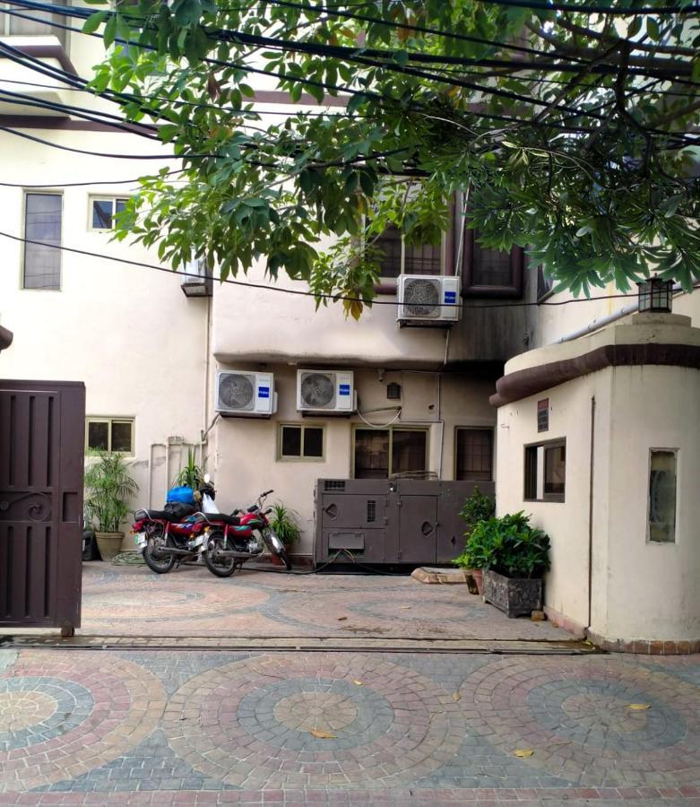 Lokal Rooms X Gulberg Lahore Exterior photo